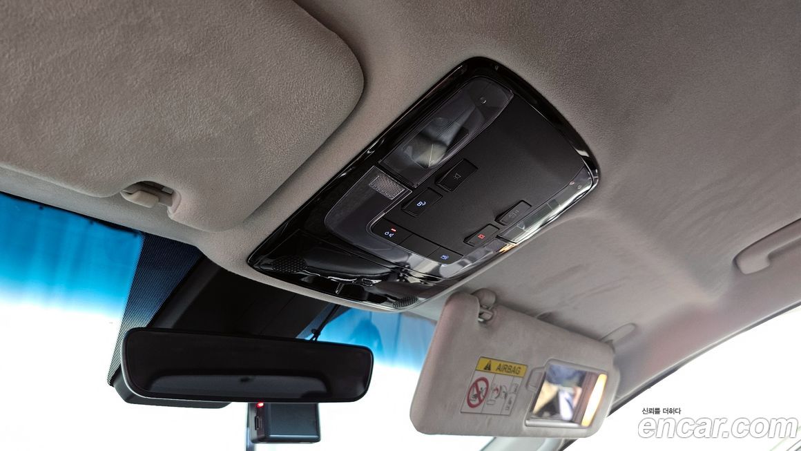 Hyundai Staria 2022