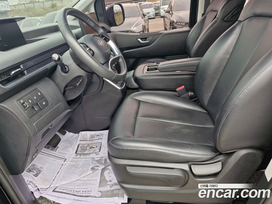 Hyundai Staria 2022