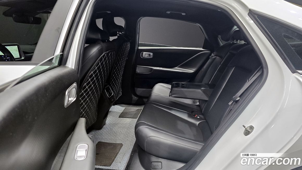 Hyundai Ioniq6 2025
