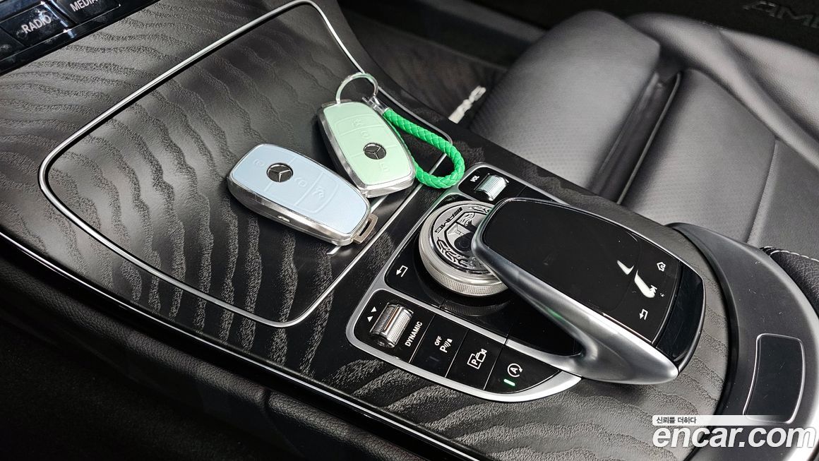 Mercedes-Benz C-Class 2021