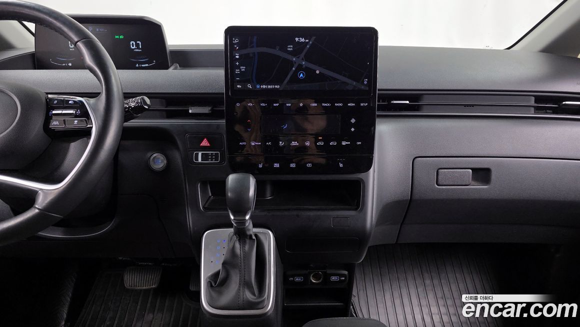 Hyundai Staria 2024