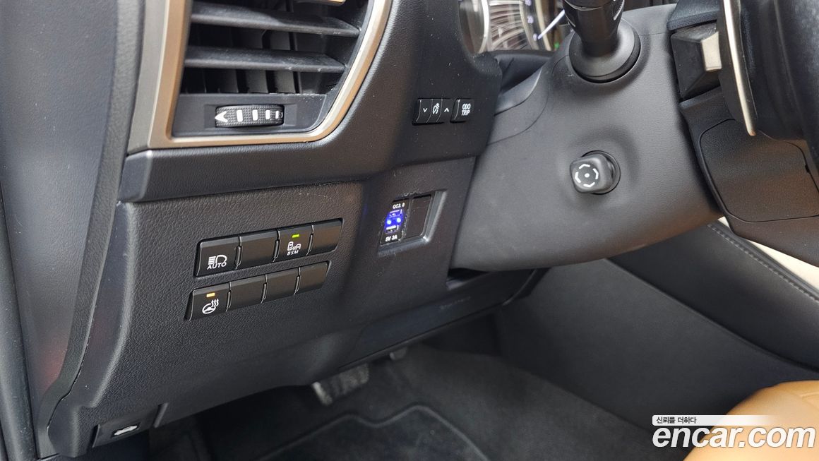 Lexus NX 2019