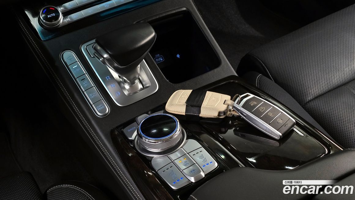 Genesis G90 2019