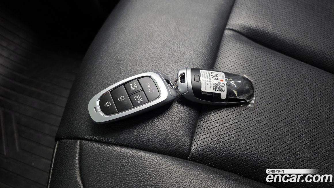 Hyundai Staria 2024