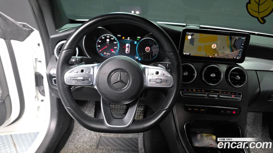 Mercedes-Benz C-Class 2020