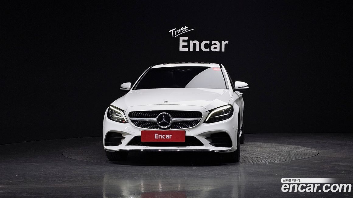 Mercedes-Benz C-Class 2021