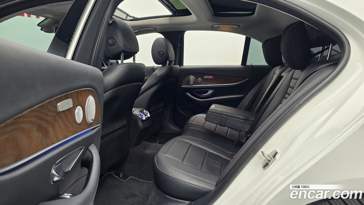 Mercedes-Benz E-Class 2019