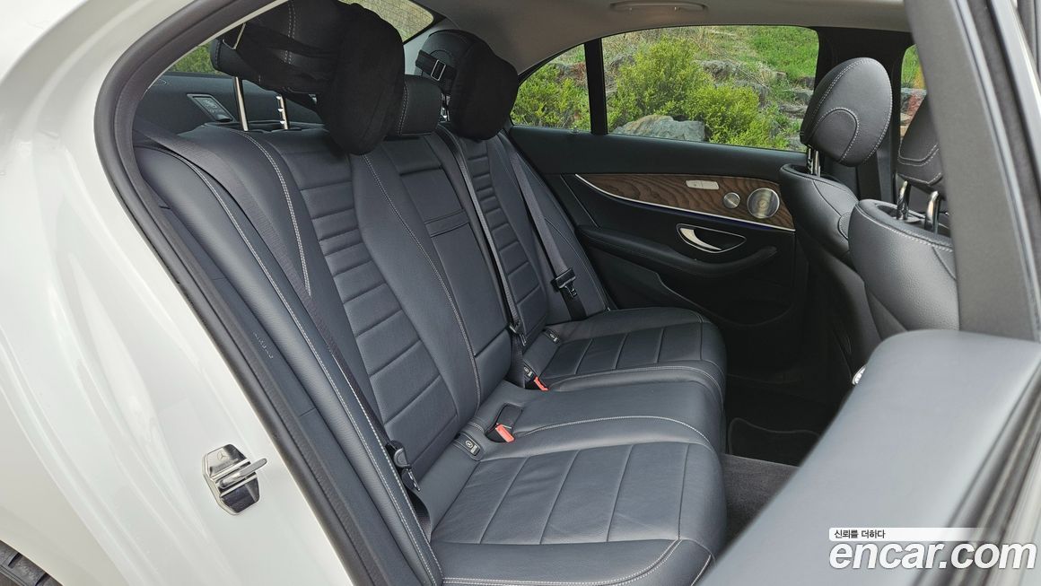 Mercedes-Benz E-Class 2019