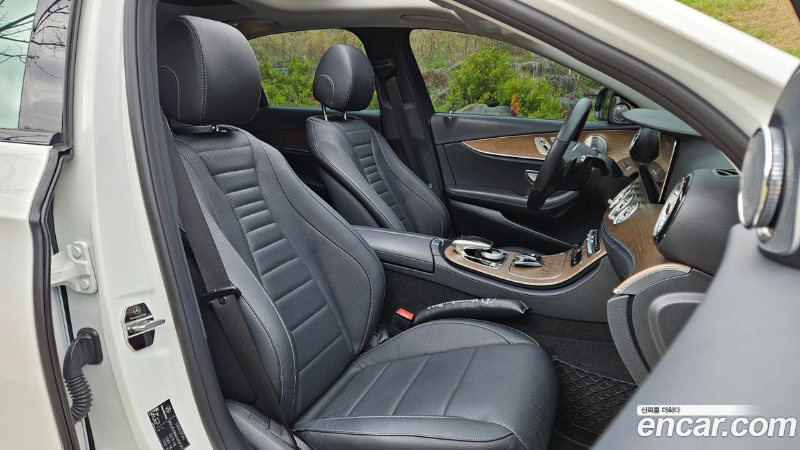 Mercedes-Benz E-Class 2019