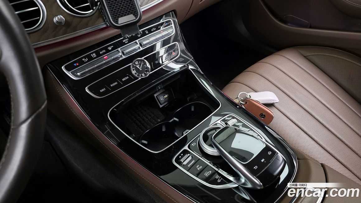 Mercedes-Benz E-Class 2019