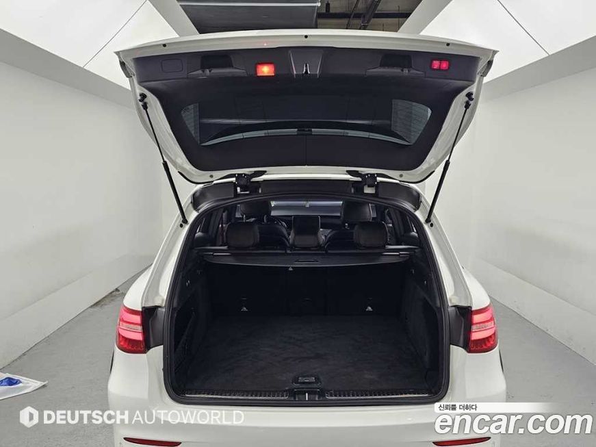 Mercedes-Benz GLC-Class 2018