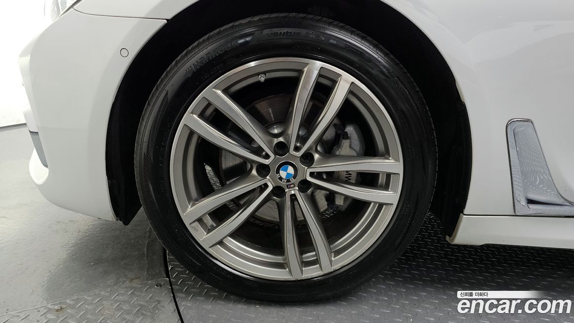 BMW 7-Series 2018
