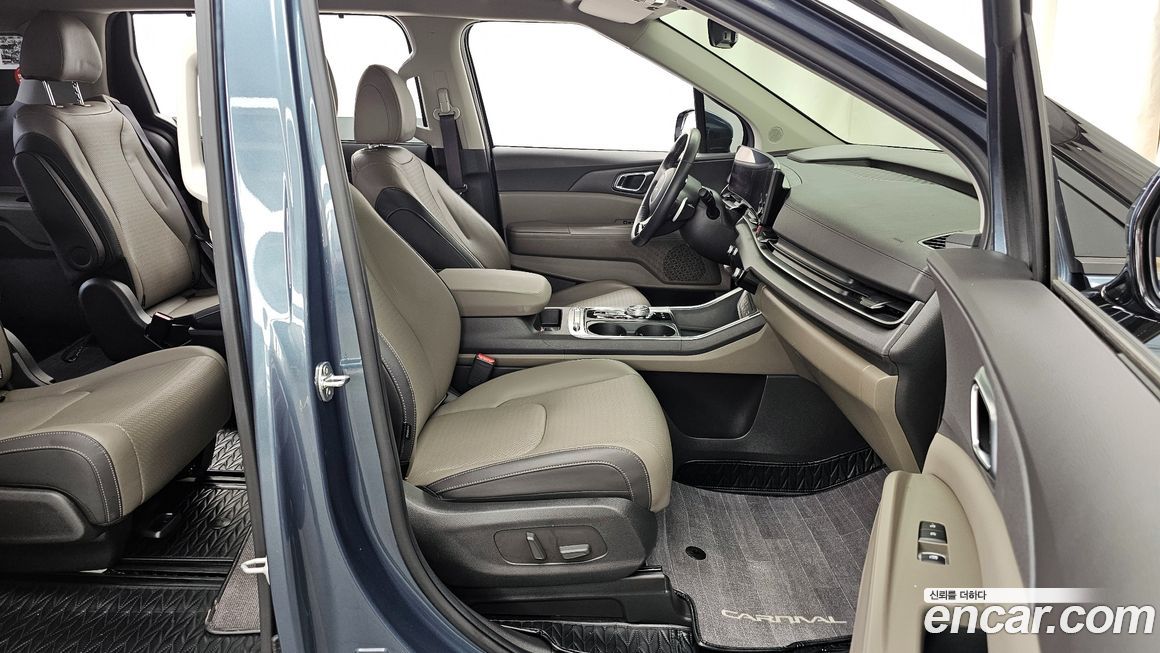 Kia Canival 2024