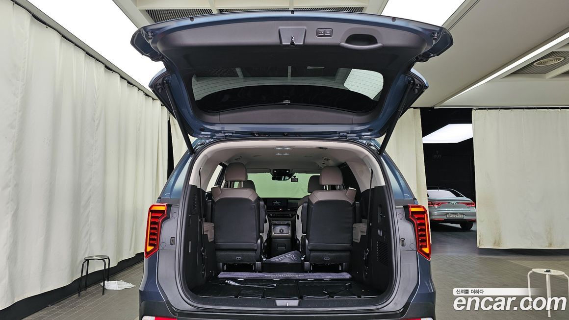 Kia Canival 2024