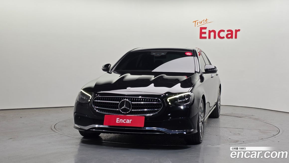 Mercedes-Benz E-Class 2021