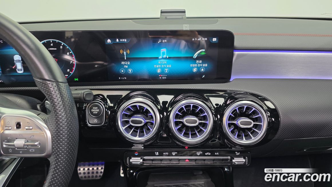 Mercedes-Benz CLA-Class 2021