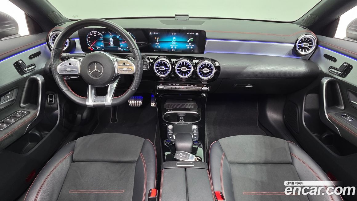 Mercedes-Benz CLA-Class 2021