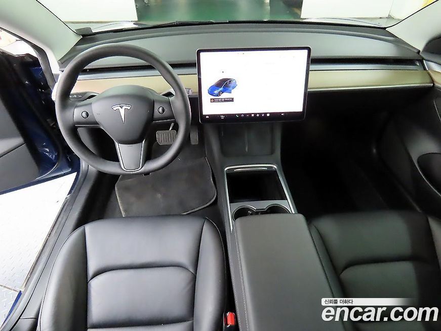Tesla Model 3 2022