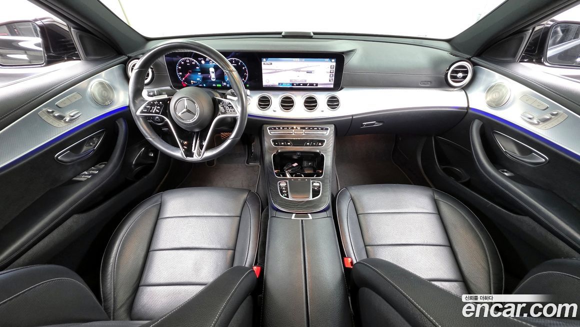 Mercedes-Benz E-Class 2021