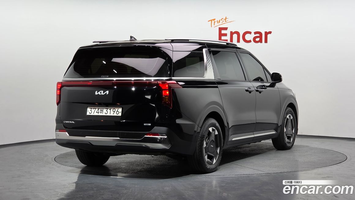 Kia Canival 2024