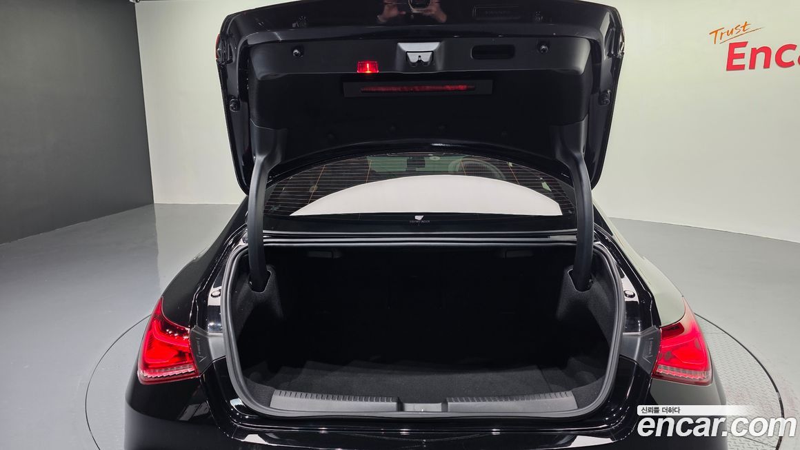 Mercedes-Benz CLA-Class 2020
