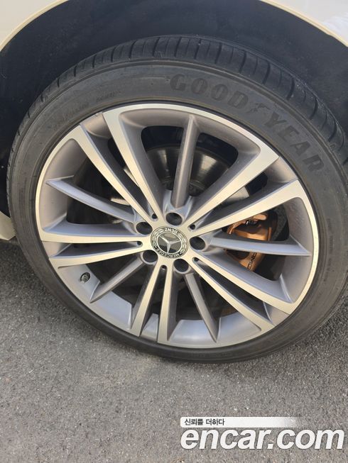 Mercedes-Benz CLS-Class 2019
