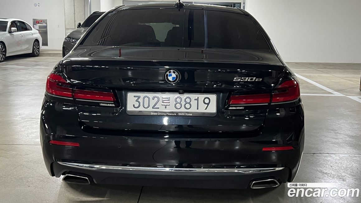 BMW 5-Series 2021