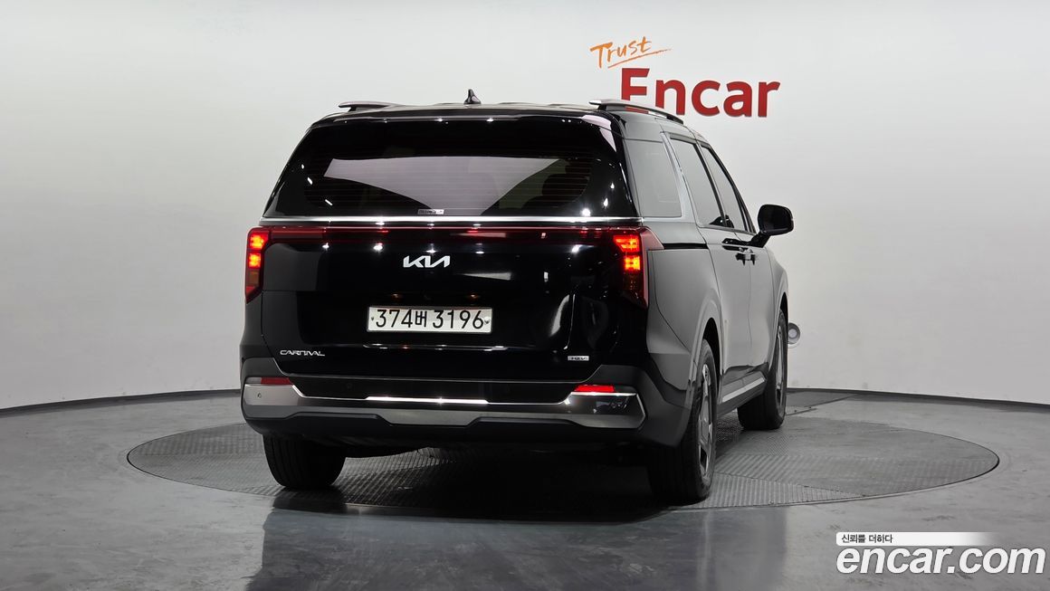 Kia Canival 2024