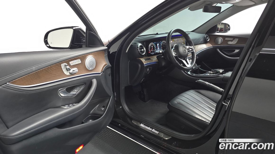 Mercedes-Benz E-Class 2020