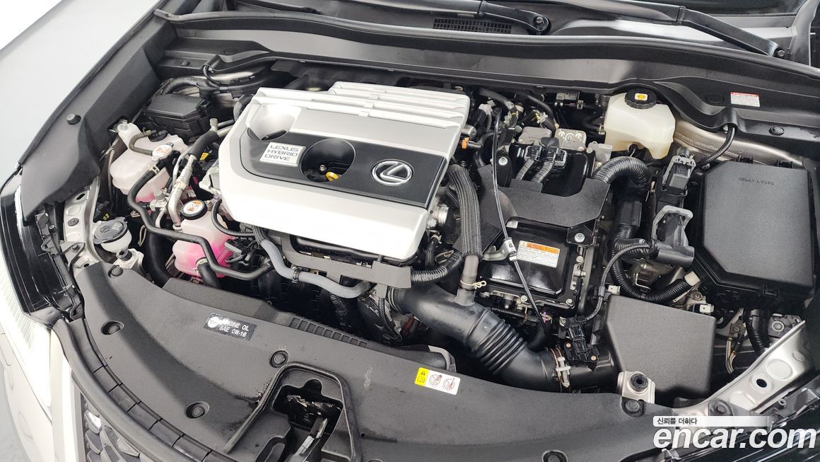 Lexus UX 2021