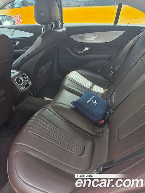 Mercedes-Benz CLS-Class 2019