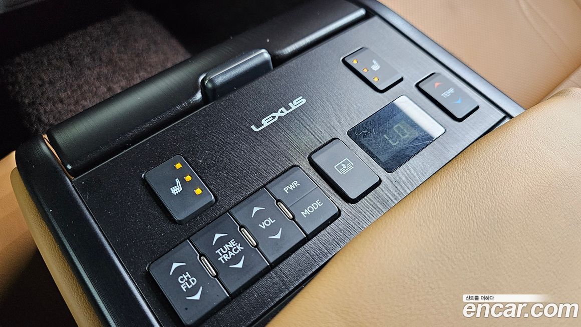 Lexus ES 2019