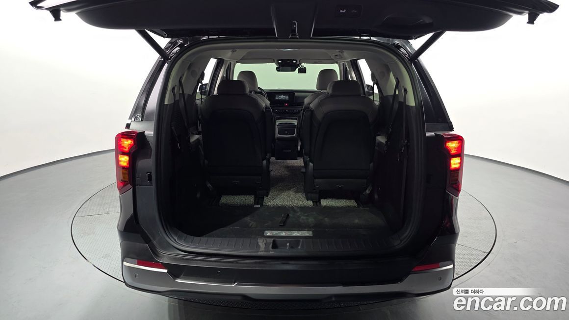 Kia Canival 2024