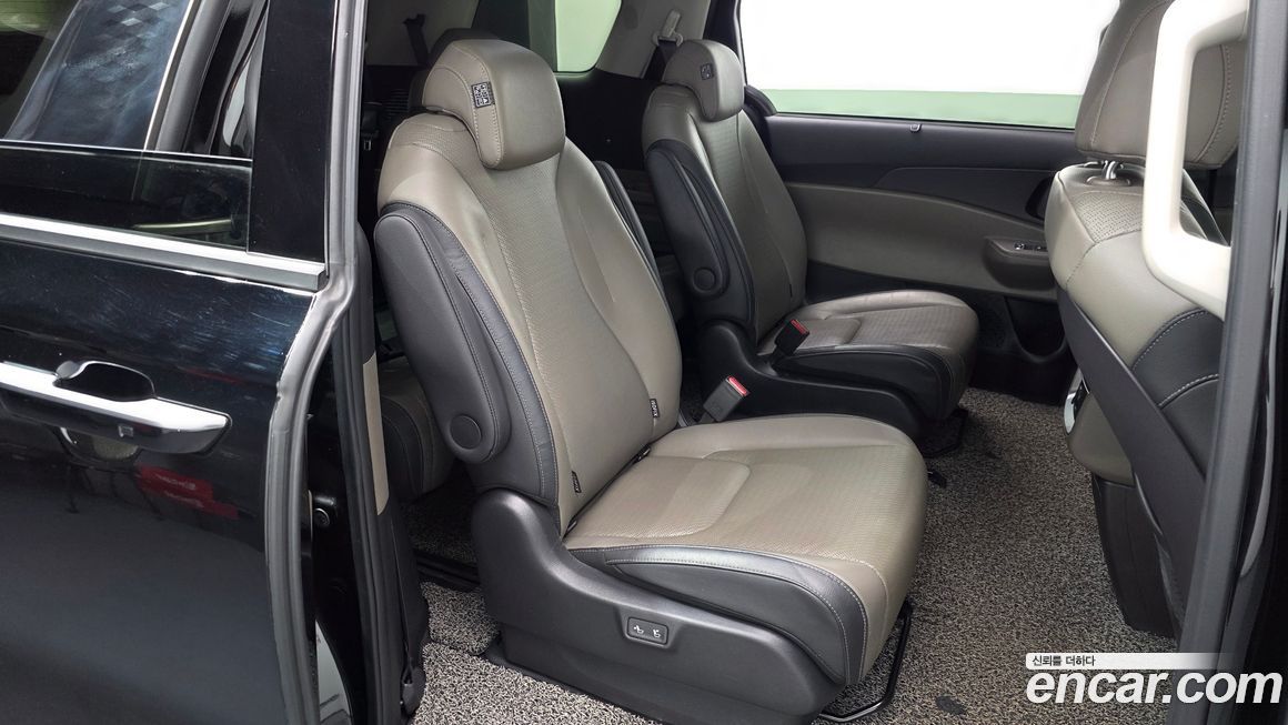 Kia Canival 2024
