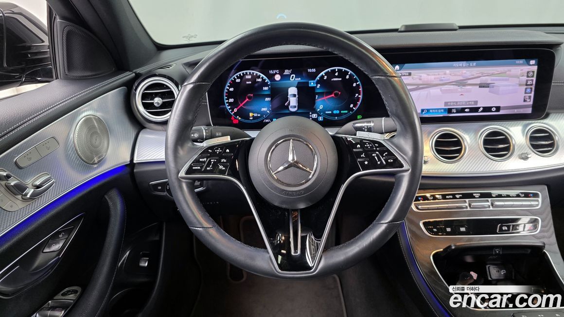 Mercedes-Benz E-Class 2021