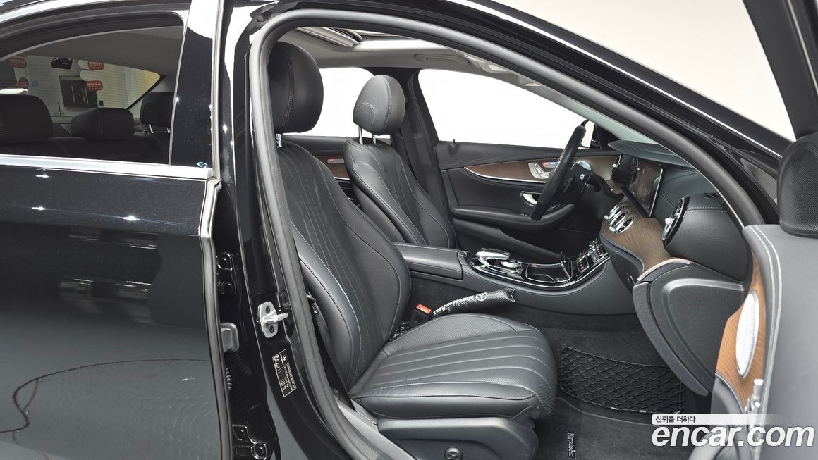 Mercedes-Benz E-Class 2020