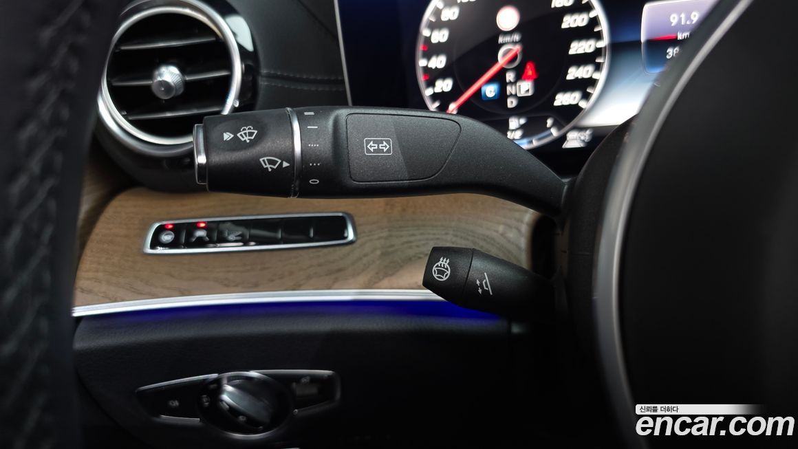 Mercedes-Benz E-Class 2020