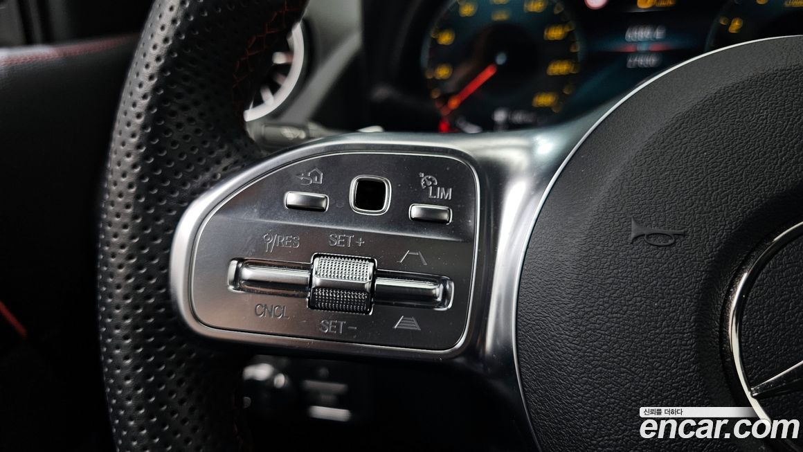 Mercedes-Benz GLA-Class 2023