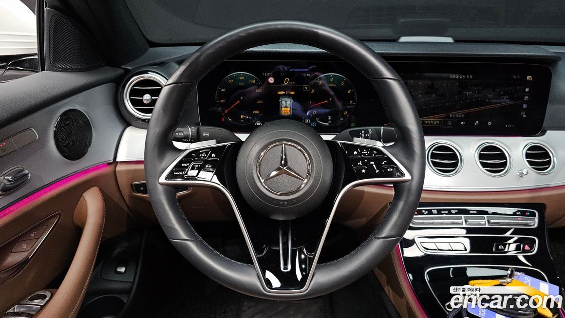 Mercedes-Benz E-Class 2021