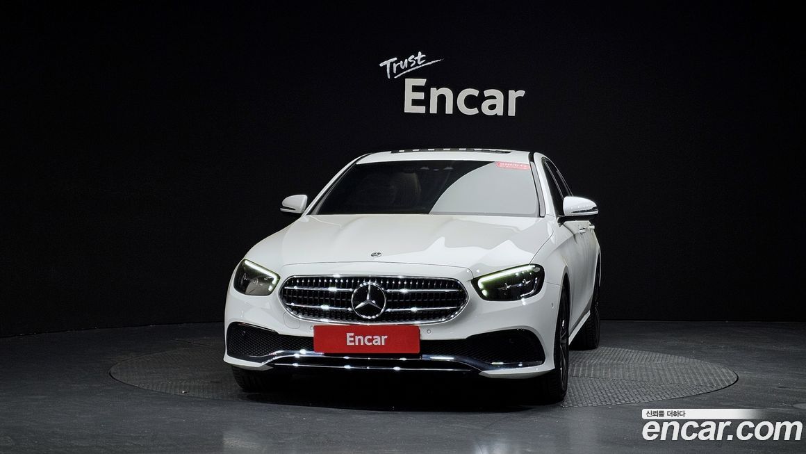 Mercedes-Benz E-Class 2021