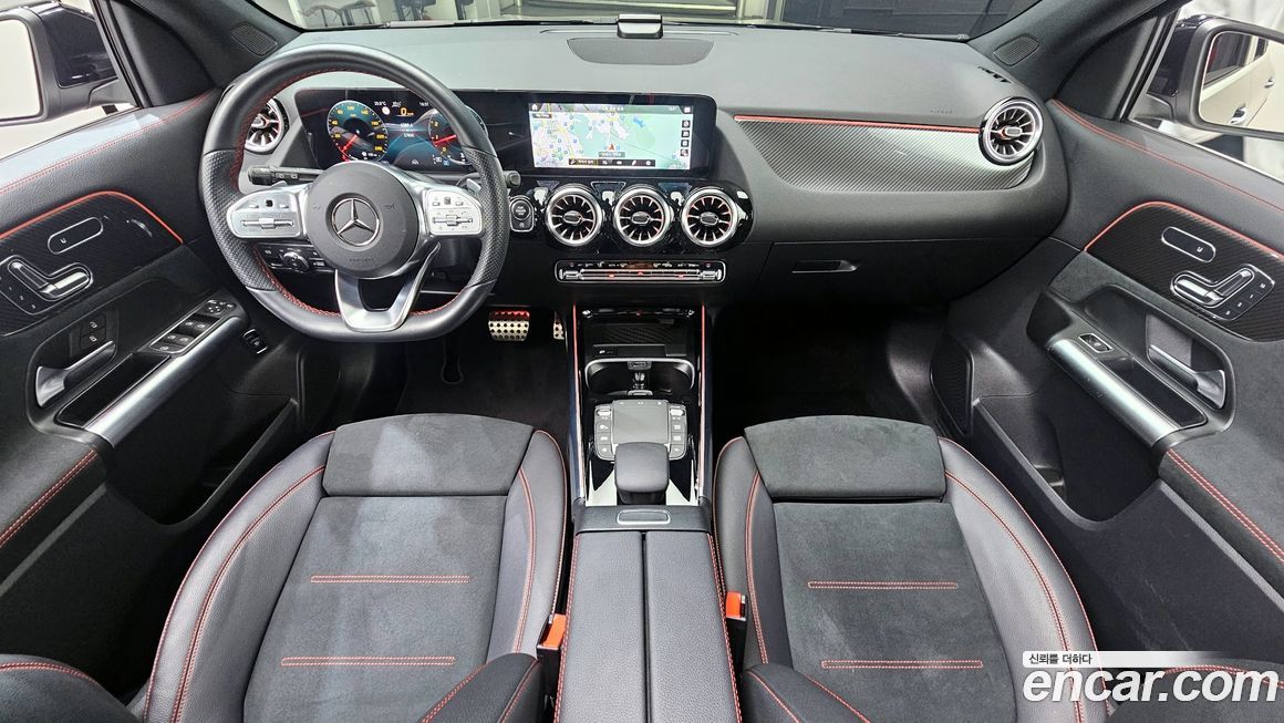 Mercedes-Benz GLA-Class 2023