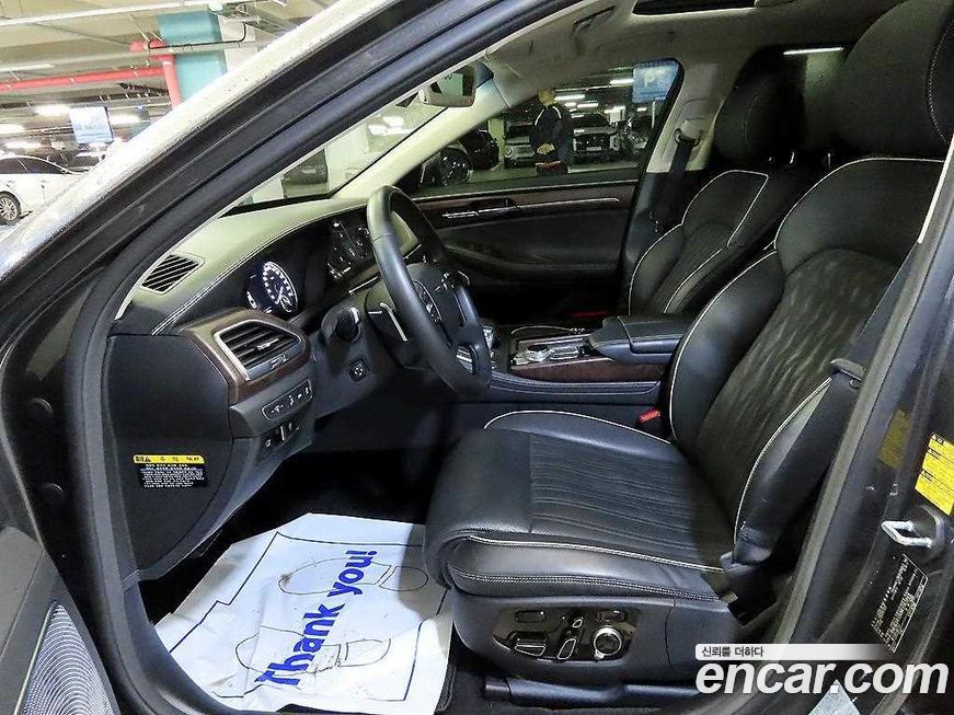 Genesis G90 2021