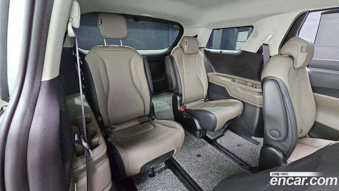 Kia Canival 2024