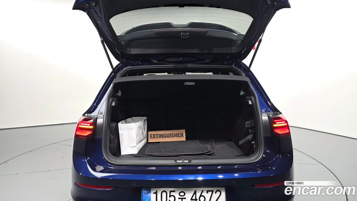 Volkswagen Golf 2024