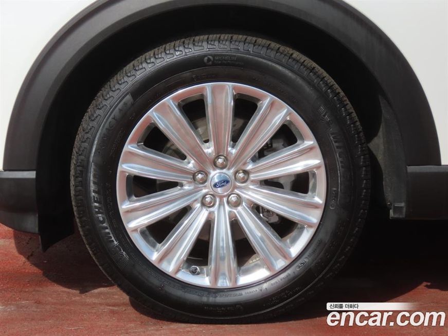 Ford Explorer 2023