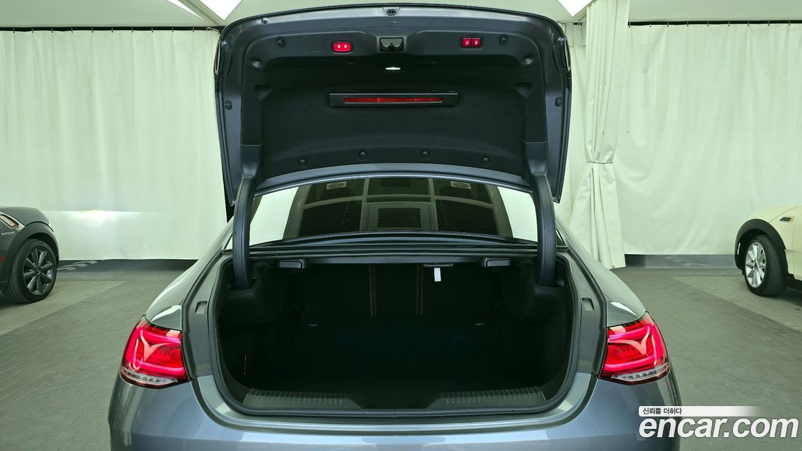 Mercedes-Benz CLS-Class 2019