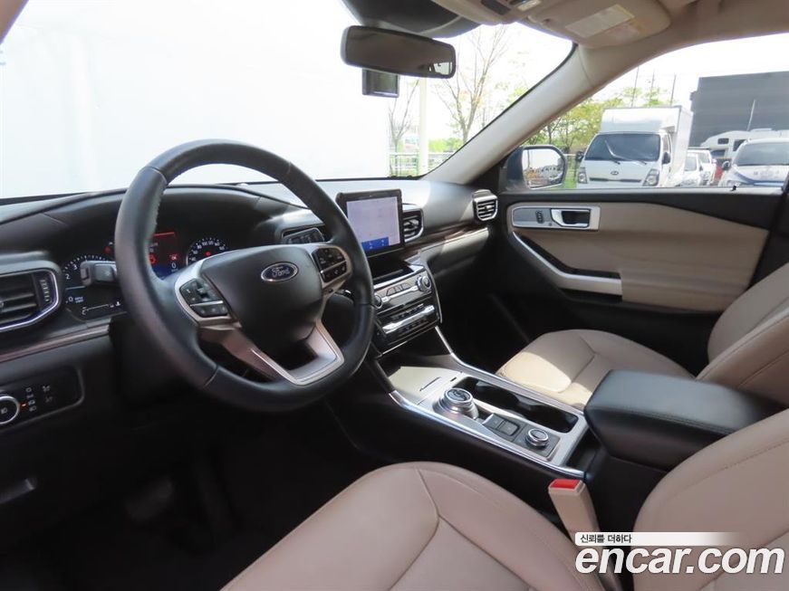 Ford Explorer 2023