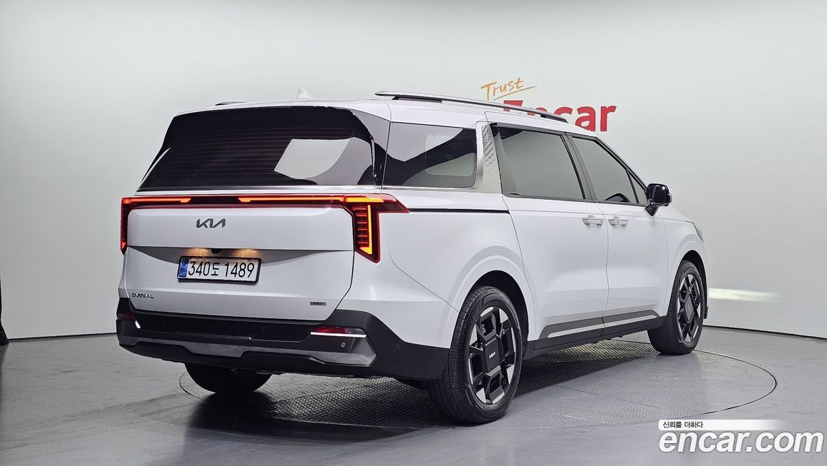 Kia Canival 2024