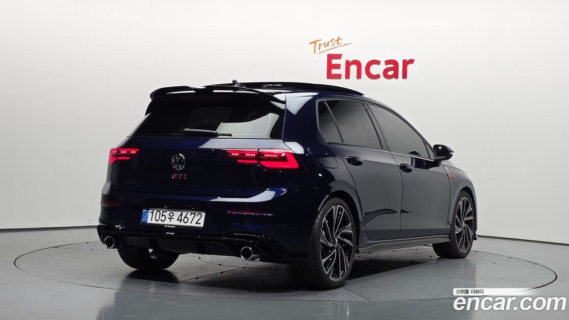 Volkswagen Golf 2024