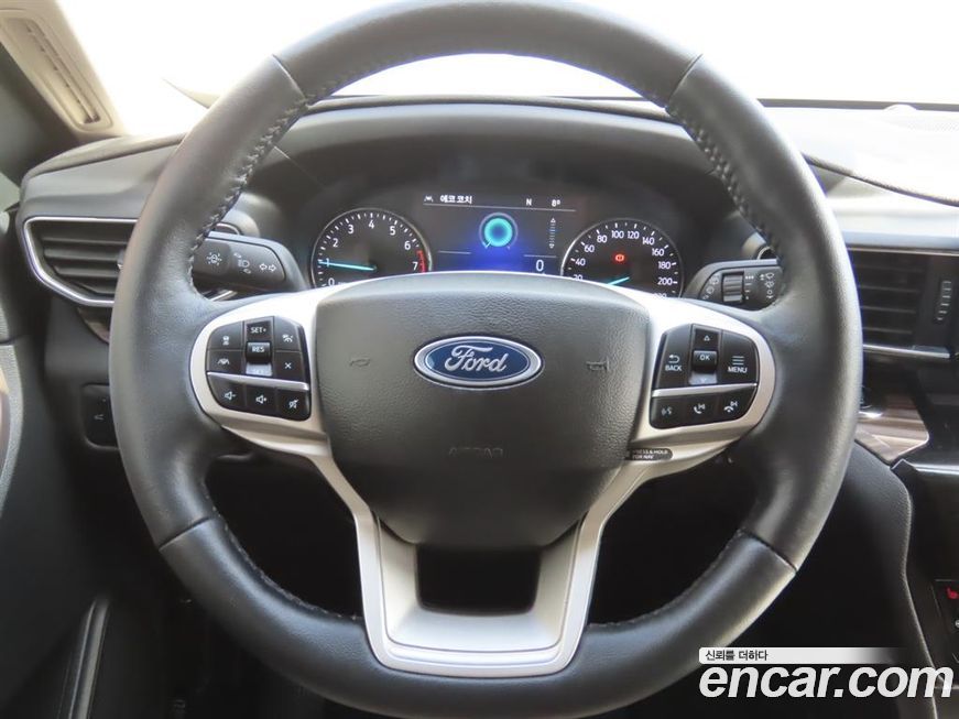 Ford Explorer 2023